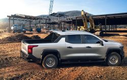 Chevrolet Silverado EV - 0023