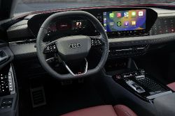 Audi A6 Avant e-tron - S6 interior