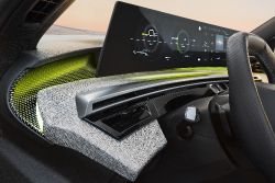 Peugeot E-5008 - interior dashboard